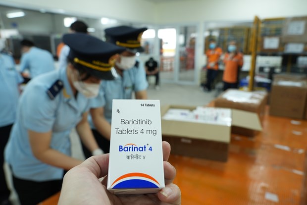 Bắt nhiều vụ buôn lậu, gian lận thương mại, giá trị tới 2.100 tỷ đồng