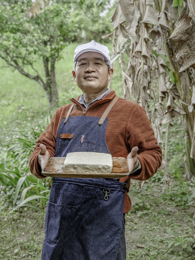 Đặc sản đậu phụ làm từ nước bùn núi lửa, hương vị thơm ngon lạ lùng
