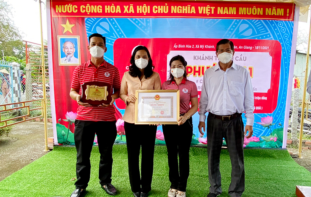 Khánh thành cầu liên ấp ở xã Mỹ Khánh