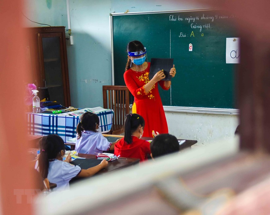 Ngày Nhà giáo Việt Nam: Ngày hội tri ân sự nghiệp trồng người