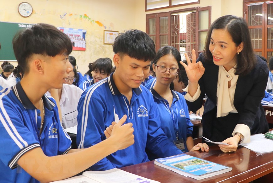 Ngày Nhà giáo Việt Nam: Ngày hội tri ân sự nghiệp trồng người