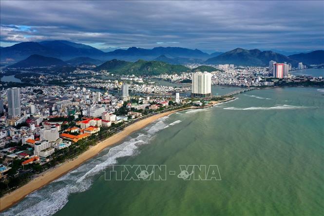 Chỉ số tia cực tím tại Nha Trang và Cà Mau đạt mức nguy cơ gây hại rất cao