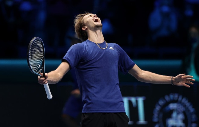 Zverev "phục thù" Medvedev, lần thứ hai vô địch ATP Finals