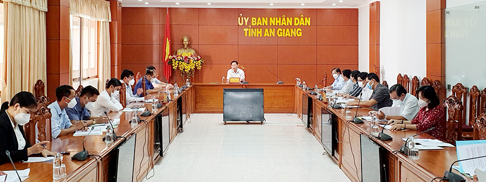 Tháo gỡ khó khăn, vướng mắc đối với các xã có kế hoạch hoàn thành xây dựng xã nông thôn mới trong năm 2021