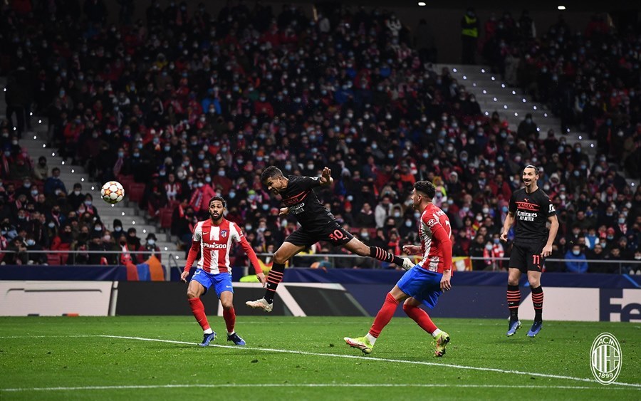 Thắng nghẹt thở Atletico, Milan thắp lên hi vọng đi tiếp