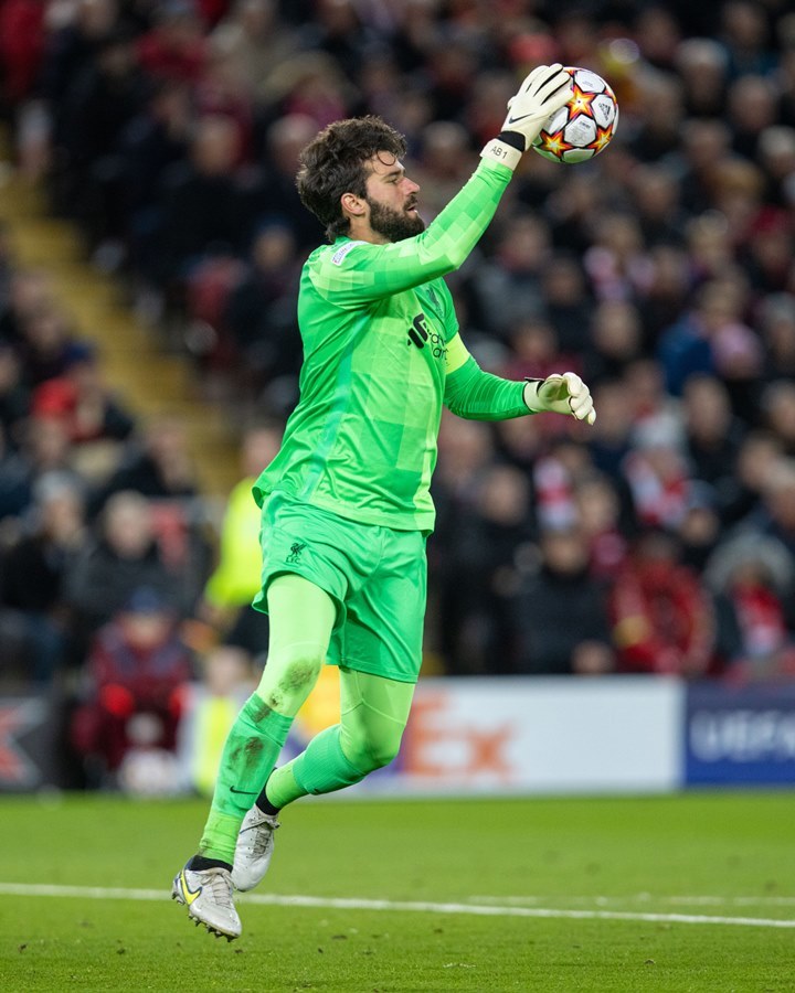 Salah tỏa sáng, Liverpool khiến bảng B cực khó lường