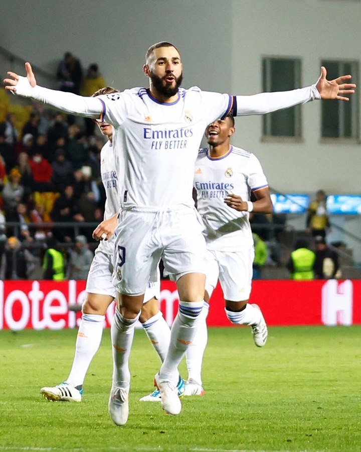 Giải mã "Cảnh sát trưởng", Real Madrid đoạt vé vòng 1/8
