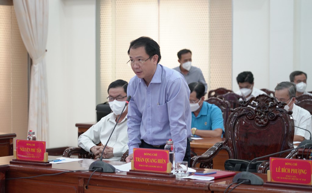 Đẩy mạnh tuyên truyền, cảnh báo, nâng cao nhận thức người dân phòng, chống dịch bệnh COVID-19