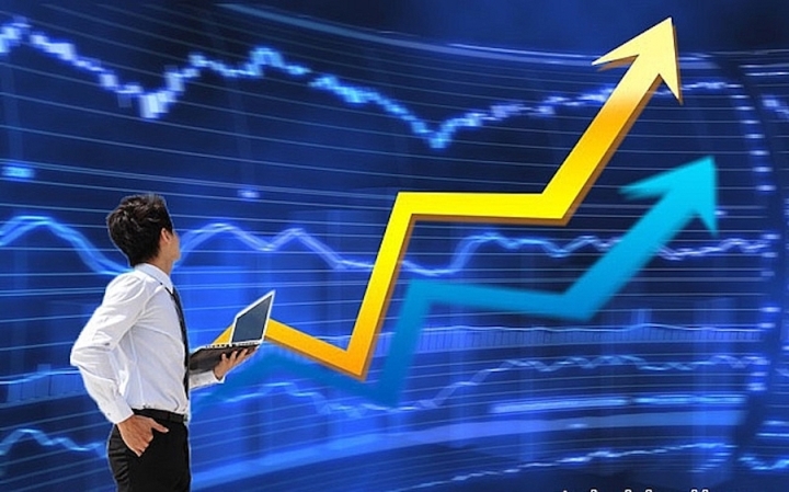 Chứng khoán liên tục lập đỉnh: Khi nào mới dừng?