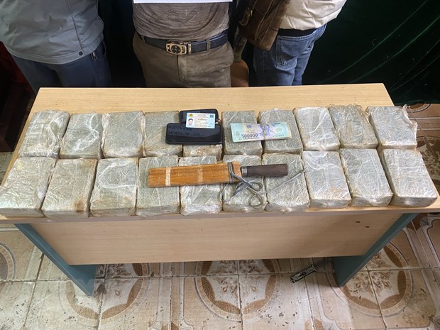 Triệt phá chuyên án ma tuý lớn, bắt 3 đối tượng cùng 40 bánh heroin