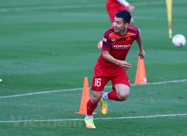 Đỗ Hùng Dũng trở lại đội tuyển Việt Nam, chuẩn bị cho AFF Cup 2020