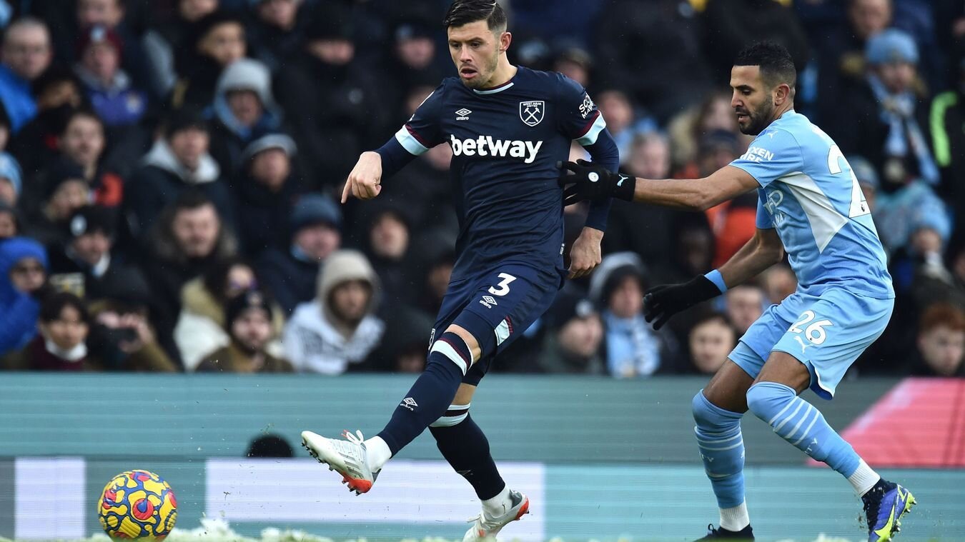 Man City nhọc nhằn đánh bại West Ham