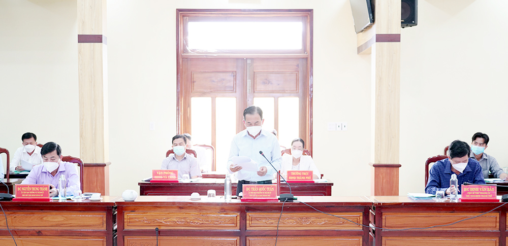 Bí thư Tỉnh ủy An Giang Lê Hồng Quang: TP. Châu Đốc tập trung thực hiện đồng bộ, linh hoạt, hiệu quả “nhiệm vụ kép”