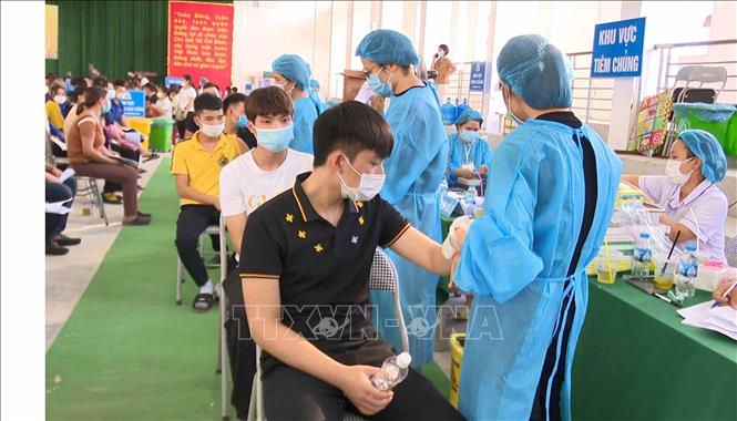 Sẽ tiêm 1 mũi nhắc lại sau 6 tháng tiêm đủ liều cơ bản vaccine phòng COVID-19