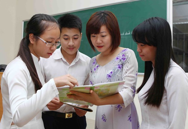 Hà Nội chính thức chốt cho học sinh lớp 9, 10, 11, 12 đi học từ 6-12