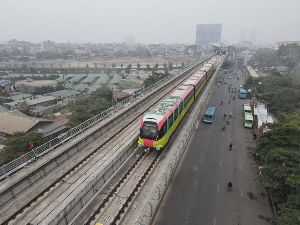 Chạy thử tàu metro Nhổn - ga Hà Nội tốc độ tối đa 80km/h