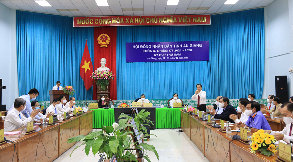 HĐND tỉnh An Giang khai mạc kỳ họp thứ 5
