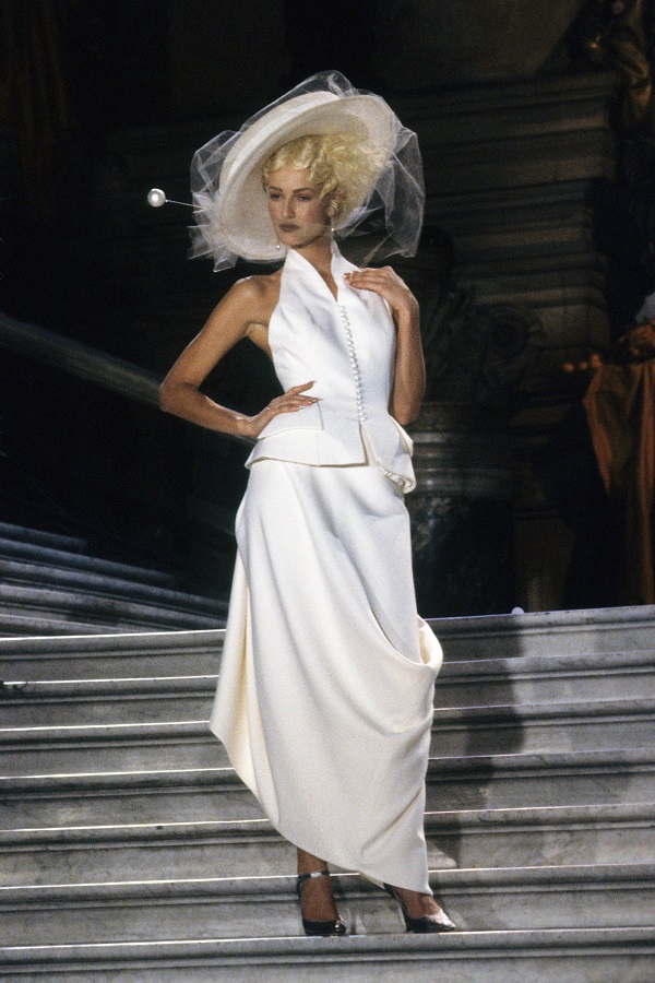 Di sản Y2K lừng lẫy của John Galliano
