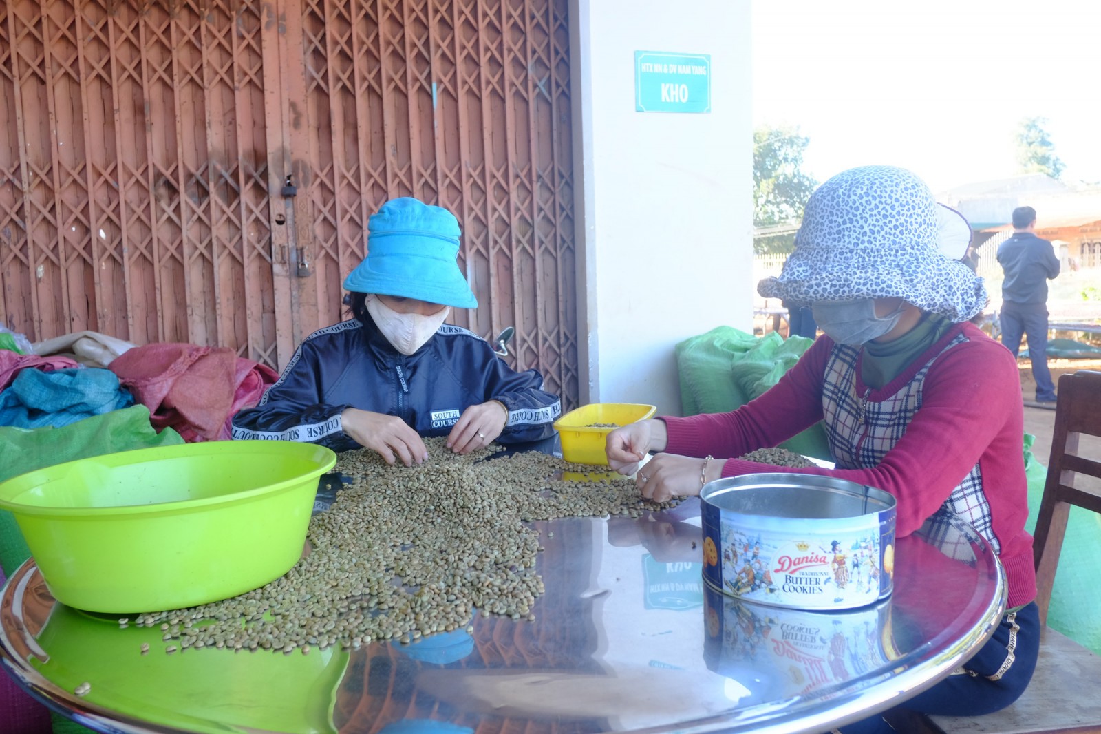 Giá cà phê tăng cao nhất trong 10 năm vì thế giới lo thiếu hụt nguồn cung, Việt Nam hưởng lợi lớn