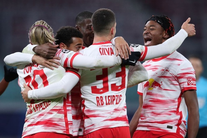 Messi, Mbappe lập cú đúp, PSG phục hận trước Club Brugge