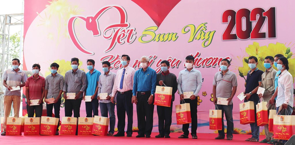 An Giang chuẩn bị đón Tết tươm tất cho đoàn viên, người lao động