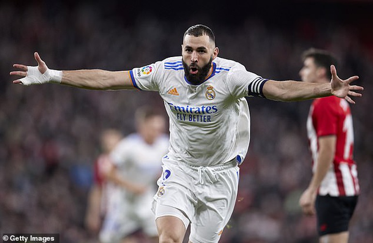 Benzema lập cú đúp, Real Madrid xây chắc ngôi đầu La Liga
