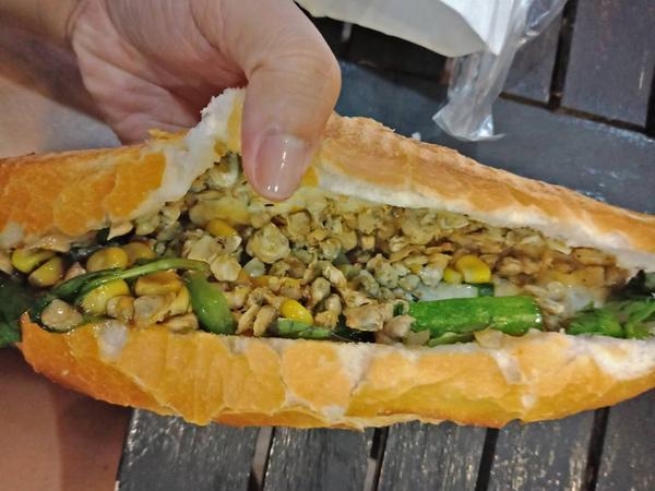Những chiếc bánh mì hiếm lạ, gây xôn xao Việt Nam