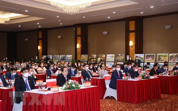 Chủ tịch Quốc hội Vương Đình Huệ dự hội thảo về du lịch Việt Nam