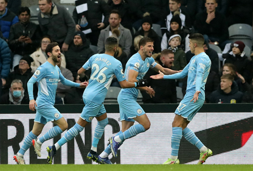 Man City mơ thống trị Ngoại hạng Anh