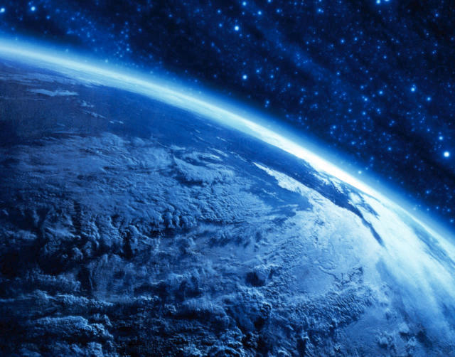 Lỗ thủng tầng ozone lớn hơn Nam Cực đã đóng lại