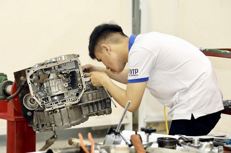 Sôi động thị trường tuyển sinh đào tạo nghề năm 2022: Thí sinh được lợi gì?