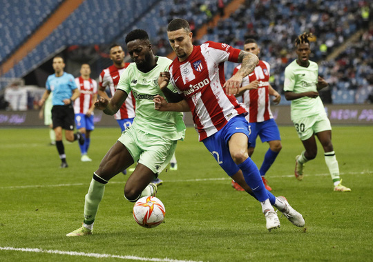 Sao trẻ bùng nổ, đương kim vô địch La Liga trắng tay ở Siêu cúp