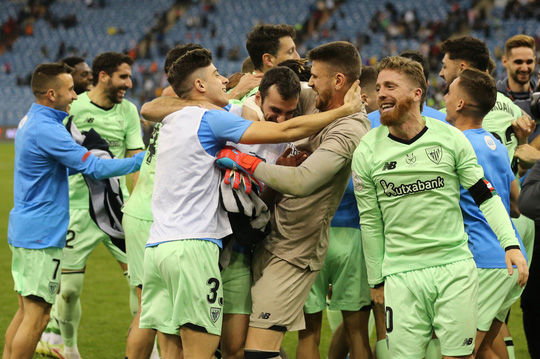 Sao trẻ bùng nổ, đương kim vô địch La Liga trắng tay ở Siêu cúp