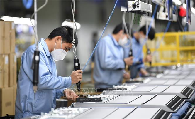 LHQ dự báo kinh tế toàn cầu 2022 tăng trưởng 4%