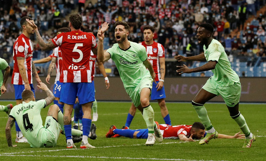 Sao trẻ bùng nổ, đương kim vô địch La Liga trắng tay ở Siêu cúp