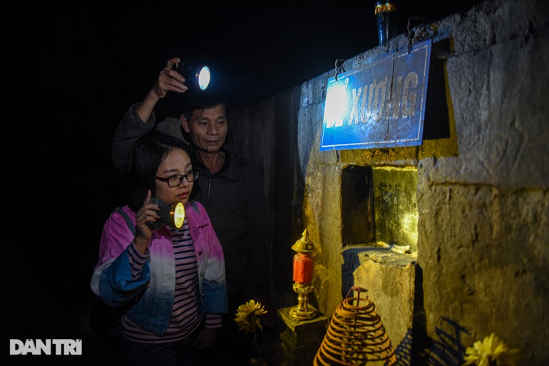 Mục sở thị ngôi chùa có hang "Sơn Đoòng thu nhỏ" ở Hà Nội