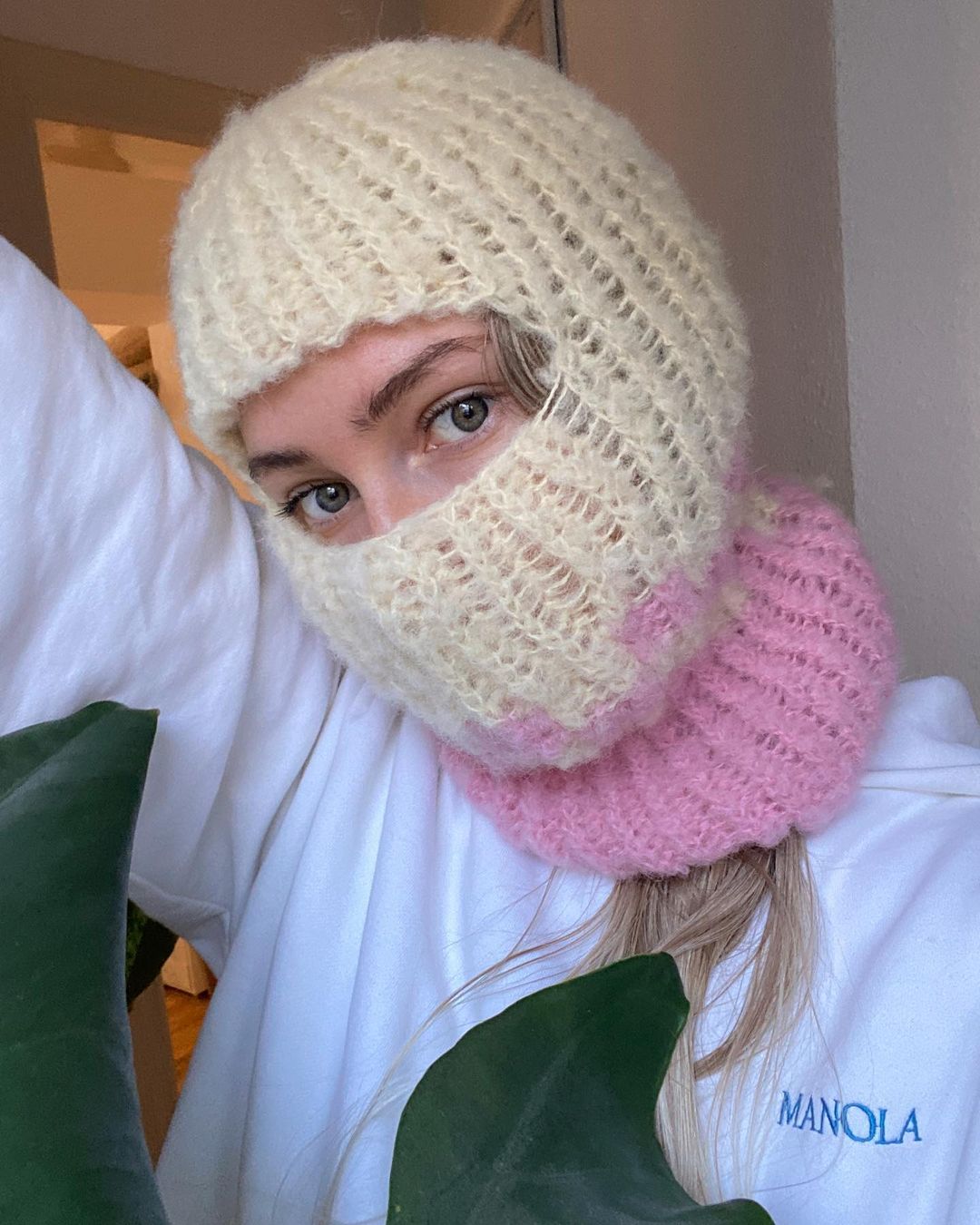 Kết hợp khăn balaclava với trang phục như thế nào cho phong cách?
