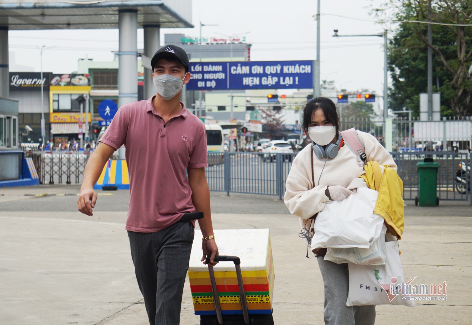 Để dân về quê đón Tết an toàn