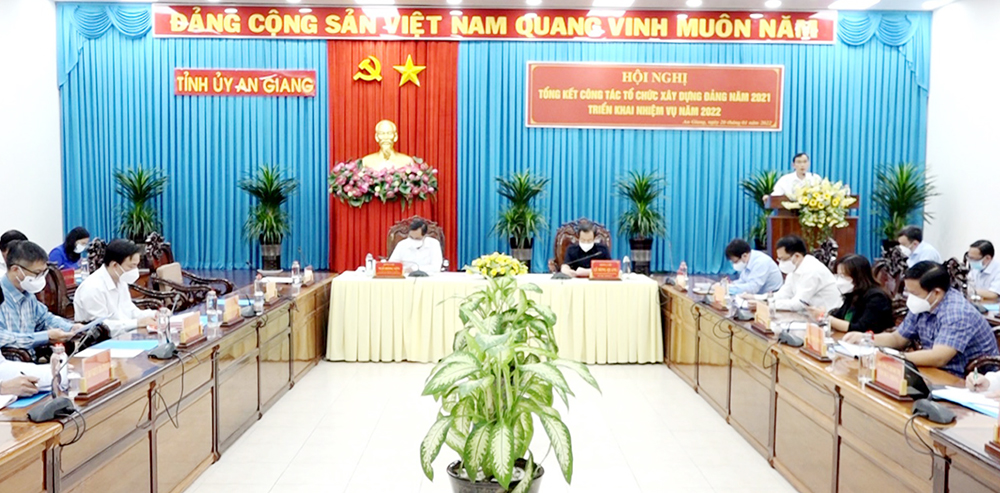 Tổng kết công tác Tổ chức xây dựng Đảng năm 2021 và triển khai nhiệm vụ năm 2022