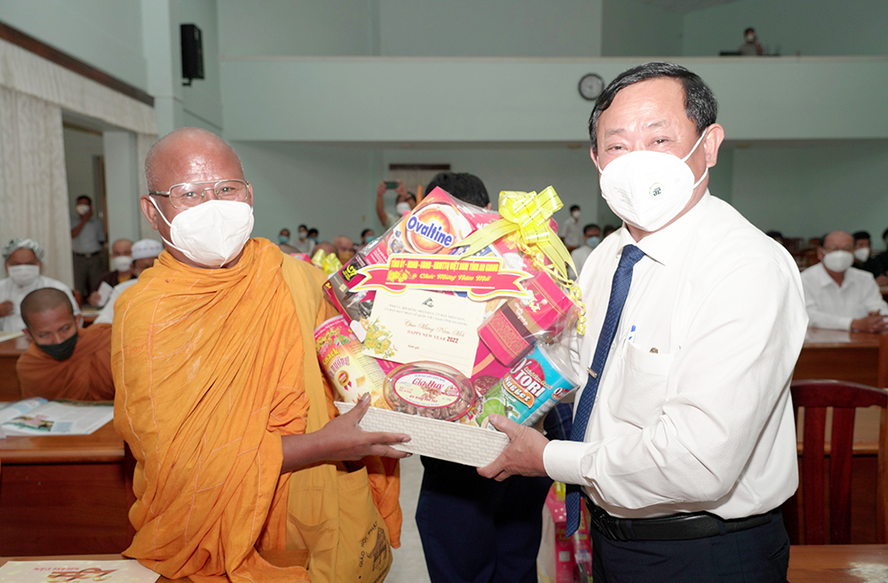 Họp mặt nhân sĩ, trí thức, dân tộc, tôn giáo, Việt kiều tiêu biểu mừng Xuân Nhâm Dần 2022