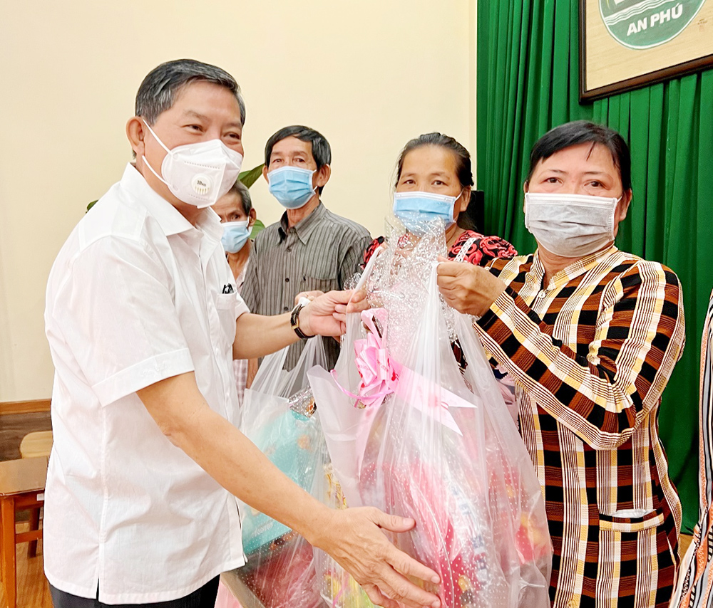 Giám đốc Công an An Giang gặp mặt các lực lượng chức năng Vương quốc Campuchia