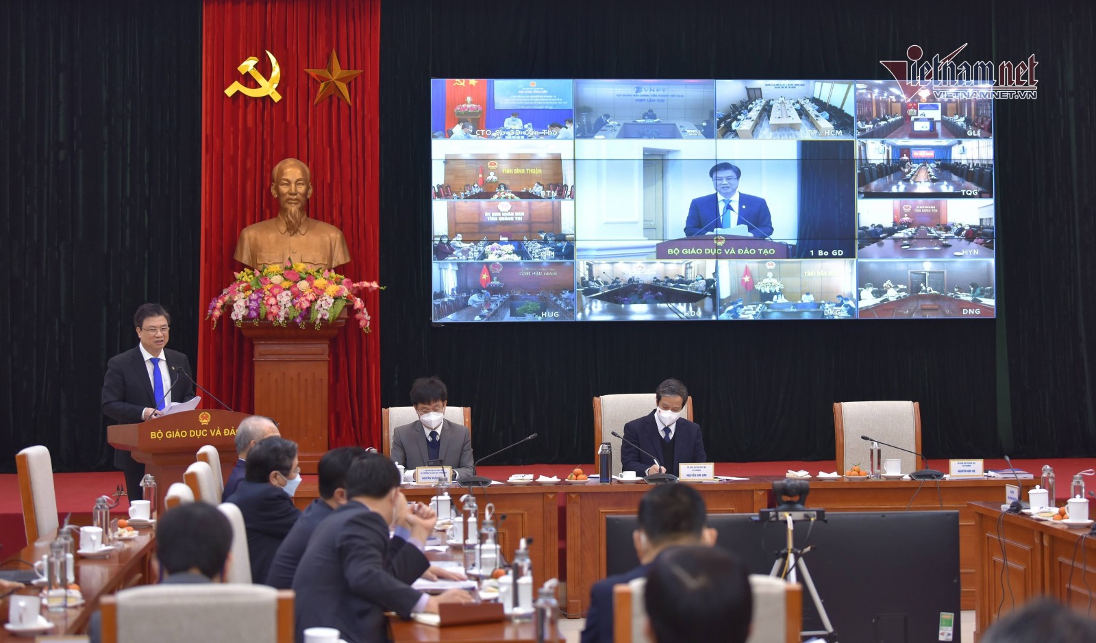Bộ GD-ĐT: Trường chuyên là hình mẫu cho các trường THPT khác học tập