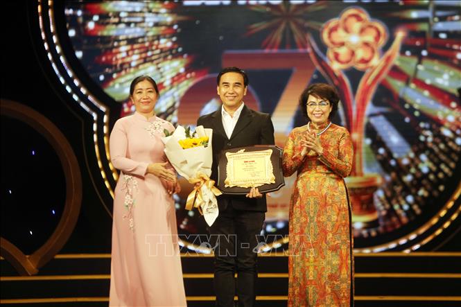 Vinh danh các nghệ sỹ đoạt Giải thưởng Mai Vàng năm 2021