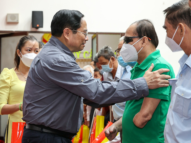 Thủ tướng Phạm Minh Chính: Đón người dân về quê an toàn, chăm lo để mọi người đều có Tết, bù đắp những khó khăn, mất mát do dịch bệnh