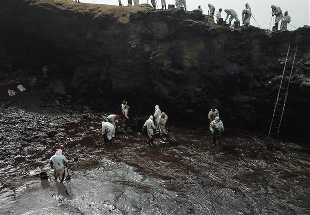 Peru ban bố tình trạng khẩn cấp về môi trường do sự cố tràn dầu