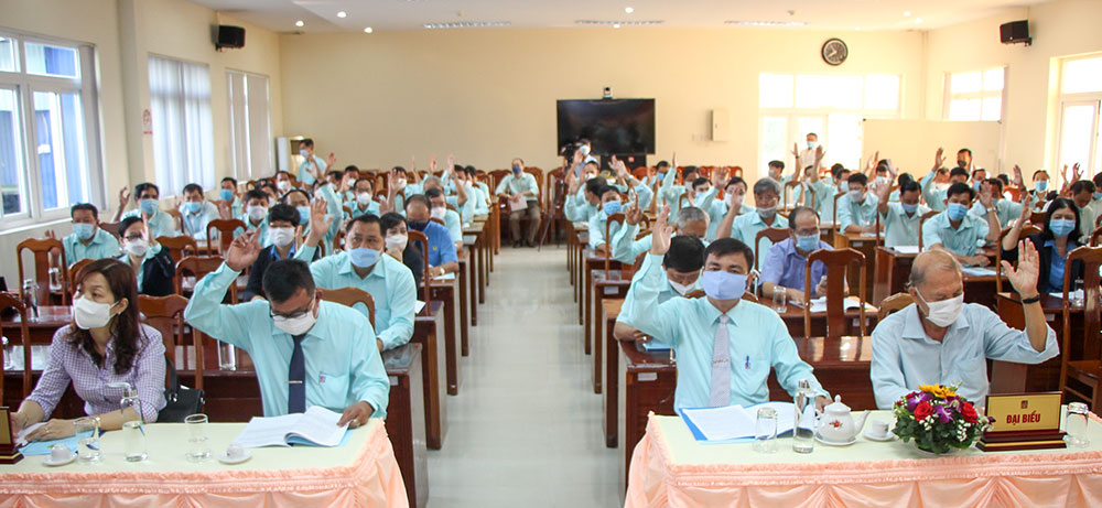 Công ty Cổ phần Điện nước An Giang giảm tiền điện nước gần 35,3 tỷ đồng cho khách hàng