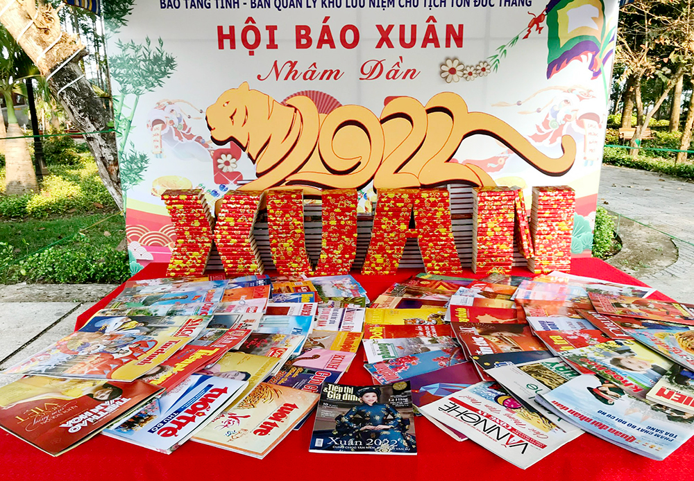 Khai mạc triển lãm báo Xuân Nhâm Dần năm 2022