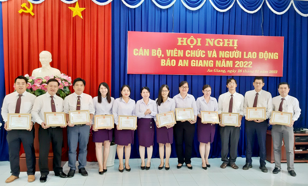Báo An Giang tiếp tục thực hiện tốt vai trò cơ quan báo Đảng địa phương