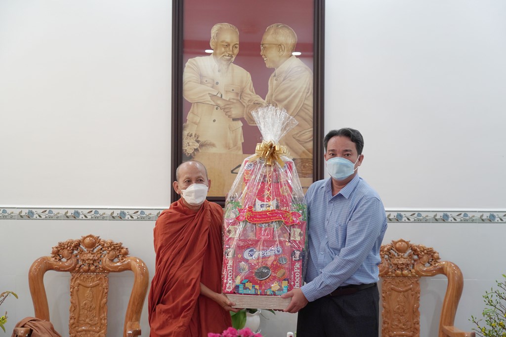 Các tổ chức tôn giáo chúc Tết Huyện ủy Châu Thành