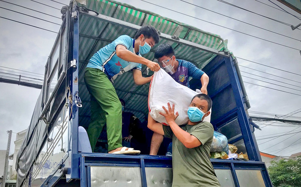 Nghĩa tình trong đại dịch COVID-19